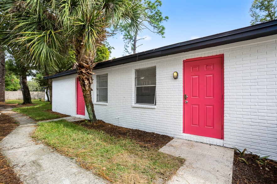 12703 N 15th St, Tampa, FL for sale - Building Photo - Image 1 of 23