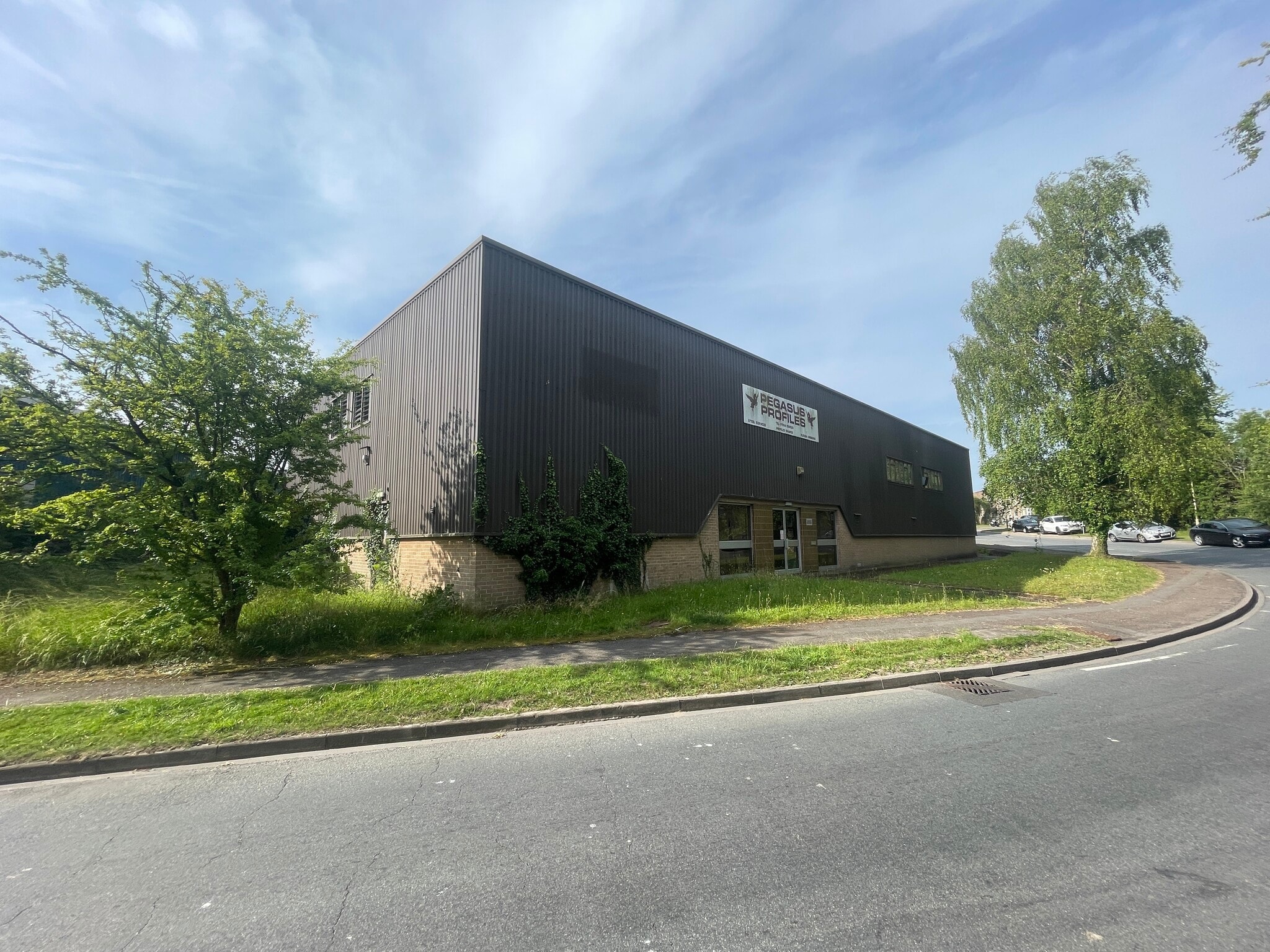 12 Hopkinson Way, Andover for sale Primary Photo- Image 1 of 6