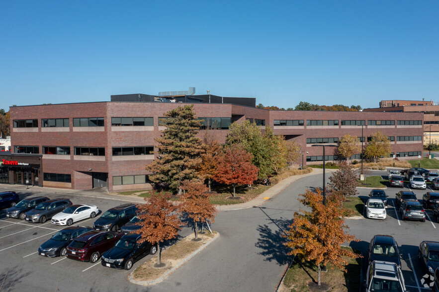 100 District Ave, Burlington, MA for sale - Primary Photo - Image 1 of 1