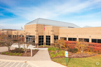 1200 Internationale Pky, Woodridge, IL for sale Building Photo- Image 1 of 1