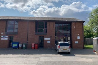 Coronation Rd, Basingstoke for rent Building Photo- Image 1 of 10