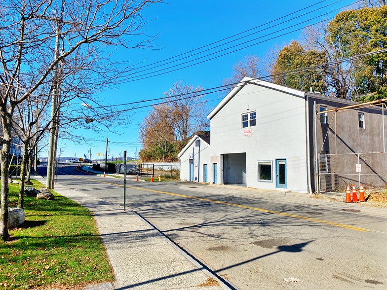 42 River St, Sleepy Hollow, NY for sale - Building Photo - Image 1 of 12