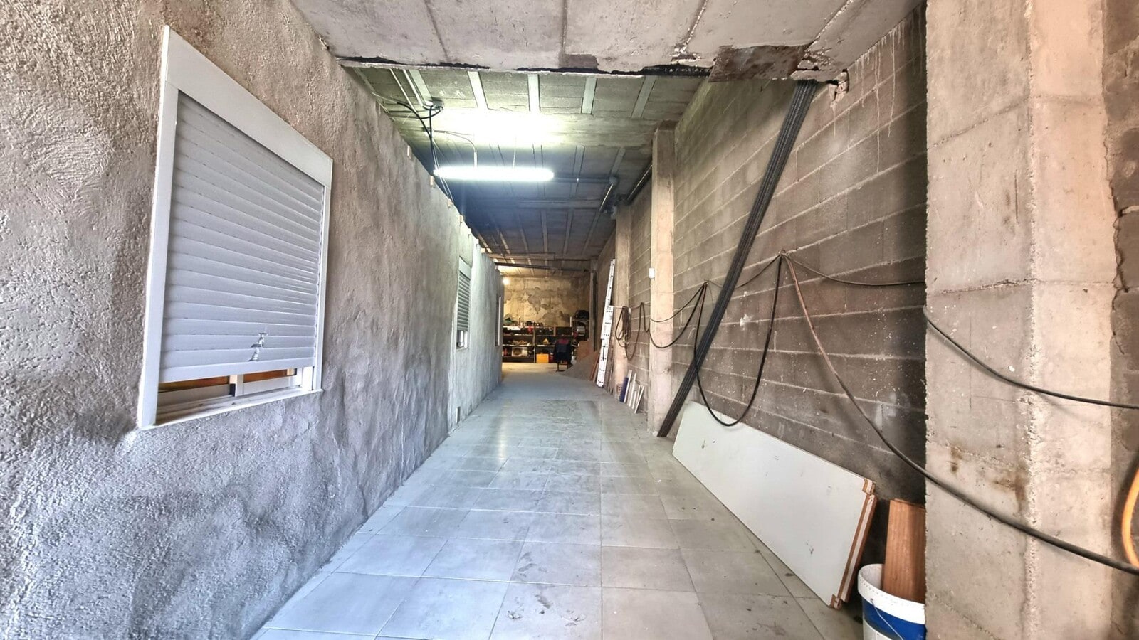 Reus, TAR 43204 - Unit 1 -  - Interior Photo - Image 2 of 11