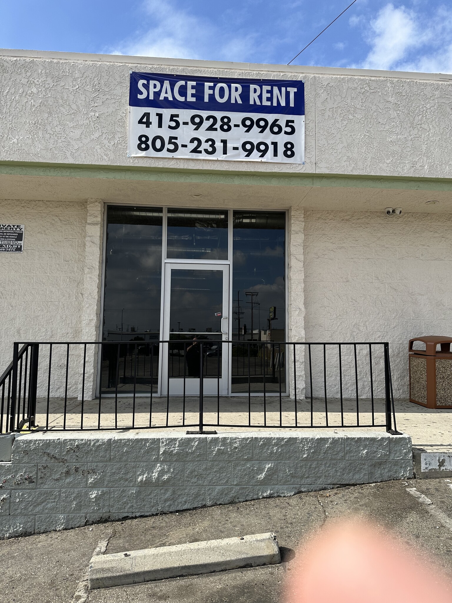 20920-20930 Lassen St, Chatsworth, CA for rent Building Photo- Image 1 of 1