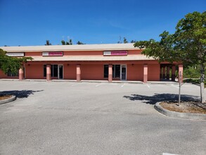 10650 Metro Pky, Fort Myers, FL for rent Building Photo- Image 1 of 8