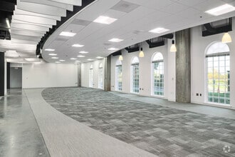 14501 George Carter Way, Chantilly, VA to rent Interior Photo- Image 1 of 3