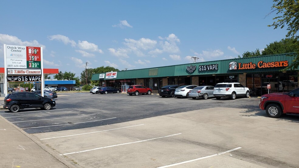 330 W Northwest Hwy, Grapevine, TX for rent - Building Photo - Image 3 of 4