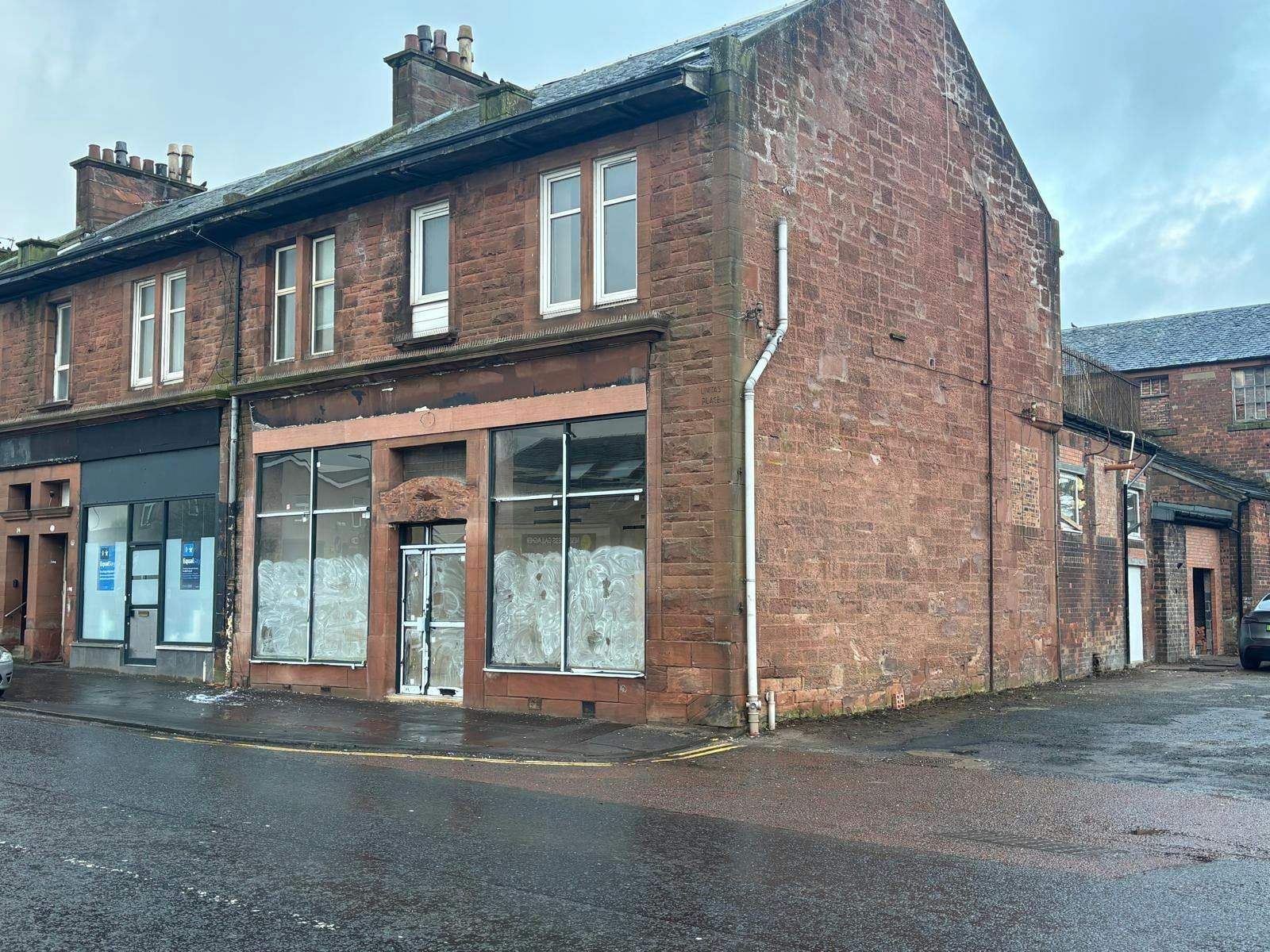 102-104 Stewarton St, Wishaw to rent Building Photo- Image 1 of 6