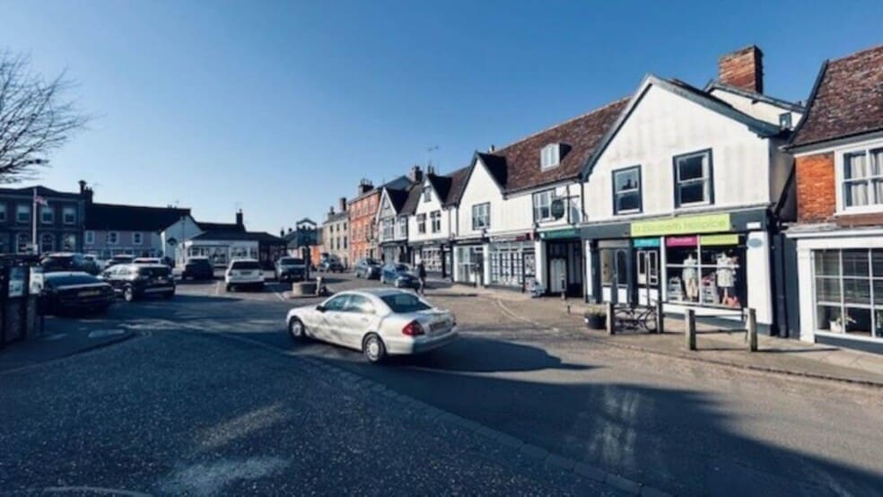 Market Hl, Framlingham to rent - Building Photo - Image 2 of 2