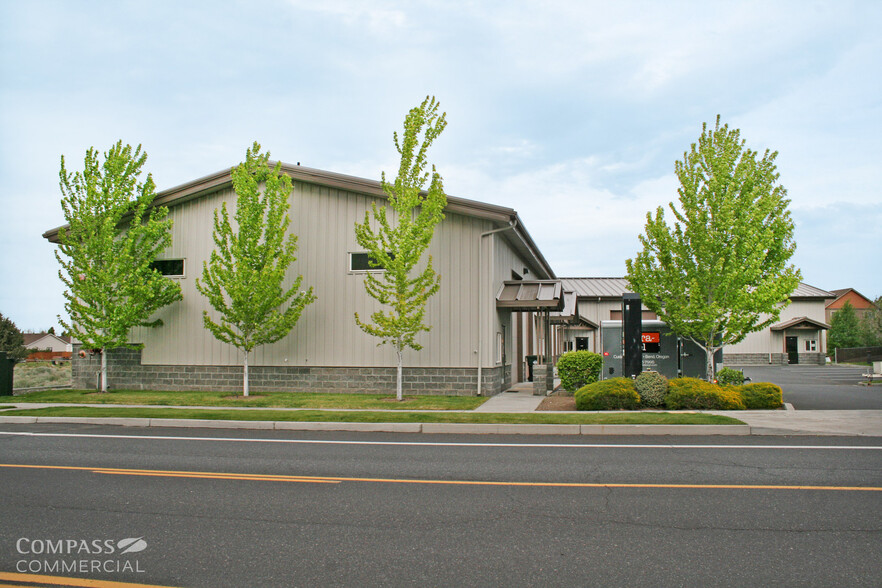 63004 NE 18th St, Bend, OR for rent - Building Photo - Image 2 of 9