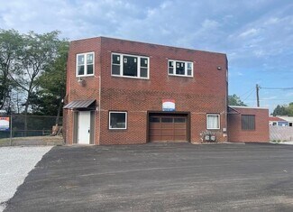 More details for 2627 Waynesburg Dr SE, Canton, OH - Retail for Sale