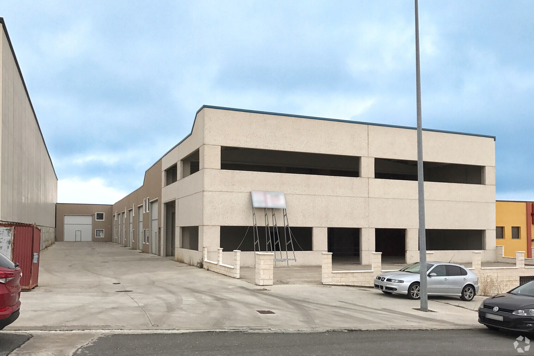 Industrial in Ávila, Ávila to rent Primary Photo- Image 1 of 5