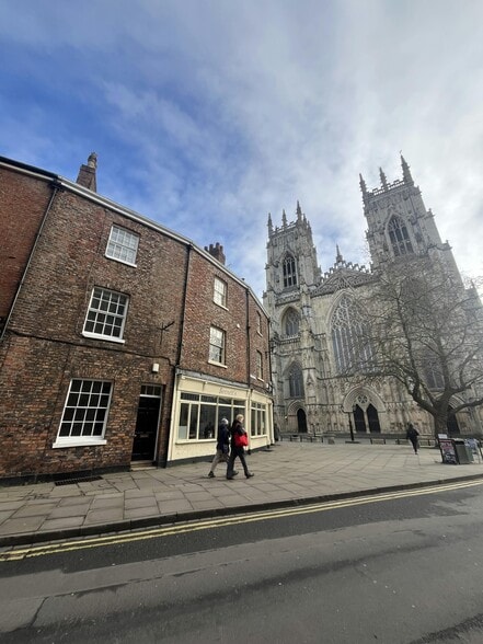 28 High Petergate, York to rent - Building Photo - Image 1 of 6