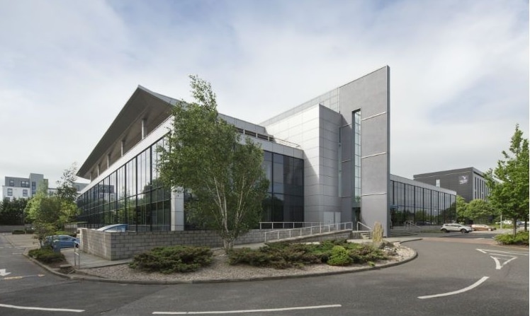 525 Ferry Rd, Edinburgh for sale - Primary Photo - Image 1 of 1