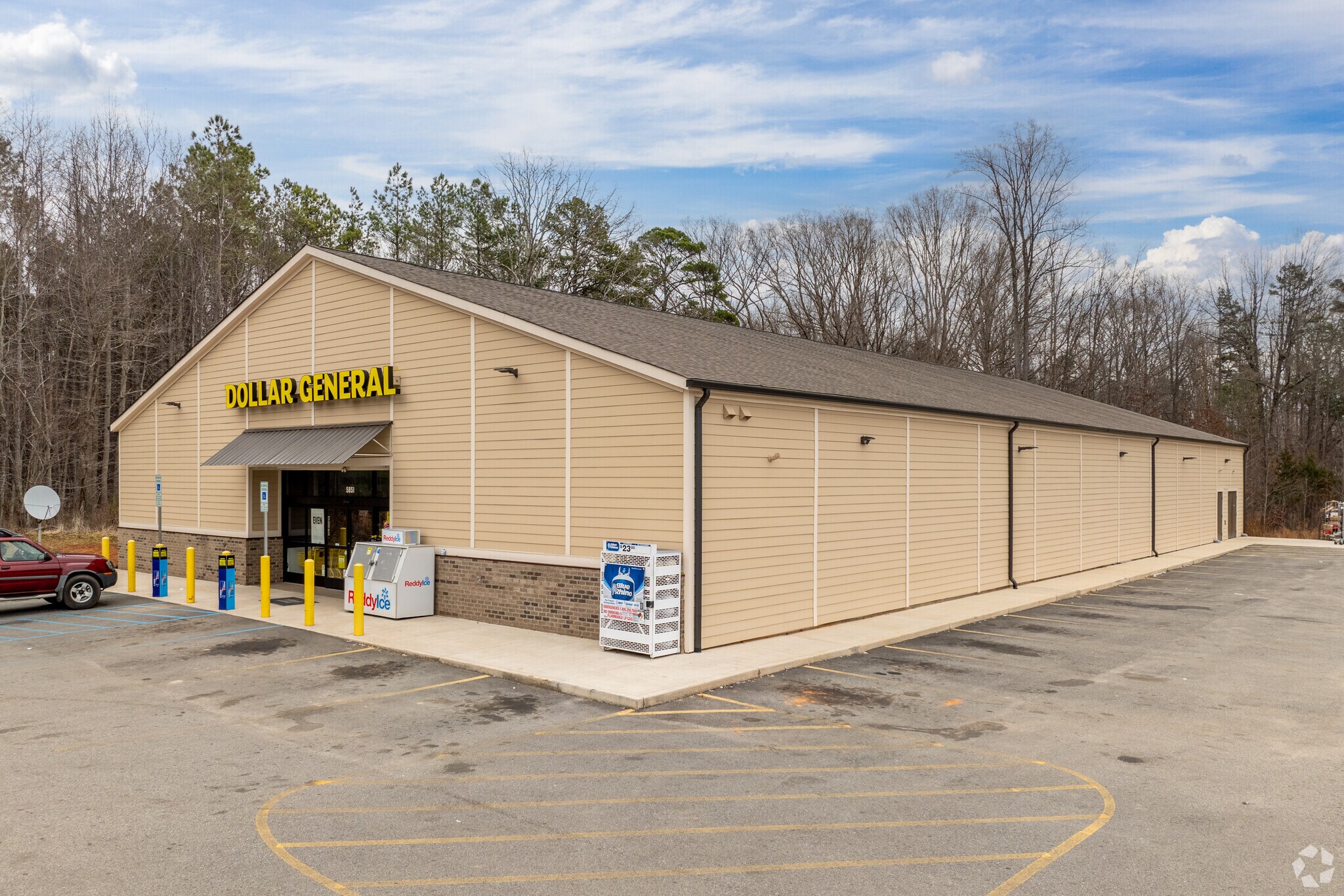 5851 Drunkard, Jetersville, VA for sale Primary Photo- Image 1 of 1