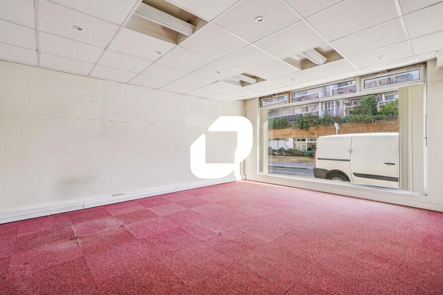Office in Paris for sale - Interior Photo - Image 3 of 15