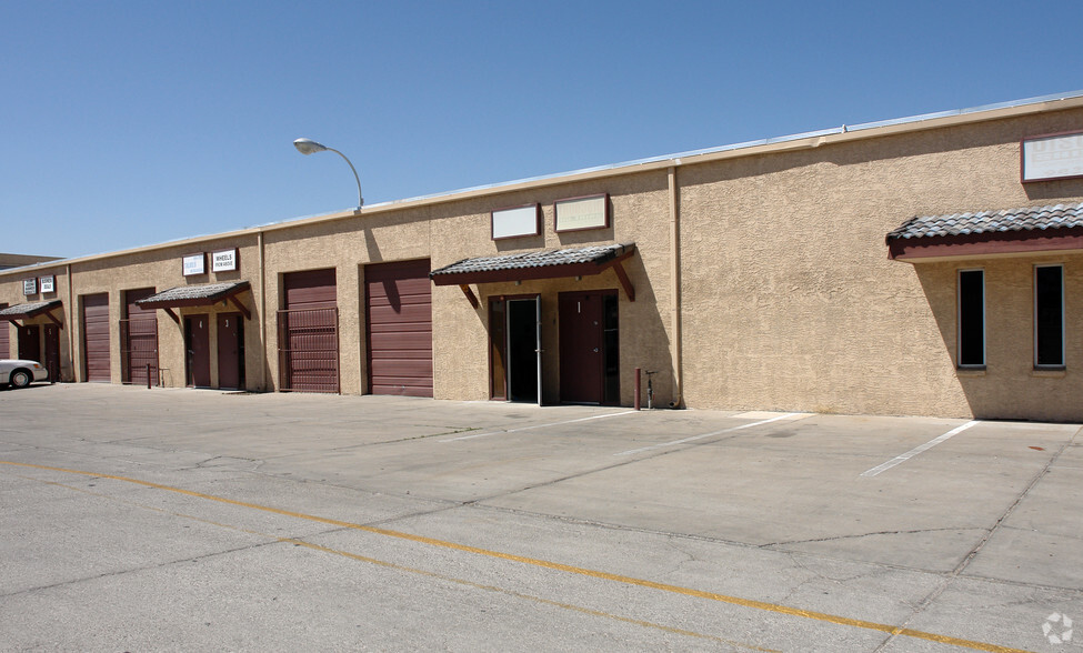 1217 W Hatcher Rd, Phoenix, AZ for rent - Building Photo - Image 2 of 7