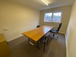 621-629 Liverpool Rd, Manchester to rent Interior Photo- Image 2 of 3
