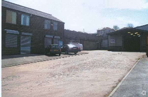 Coal Clough Ln, Burnley for rent - Building Photo - Image 2 of 8