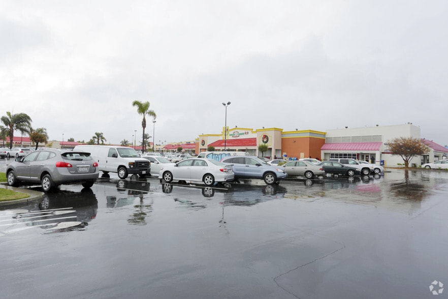 13802-13952 Brookhurst St, Garden Grove, CA for sale - Primary Photo - Image 1 of 1