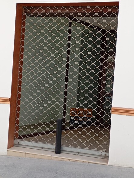 Retail in Marchena, Sevilla to rent - Primary Photo - Image 1 of 9