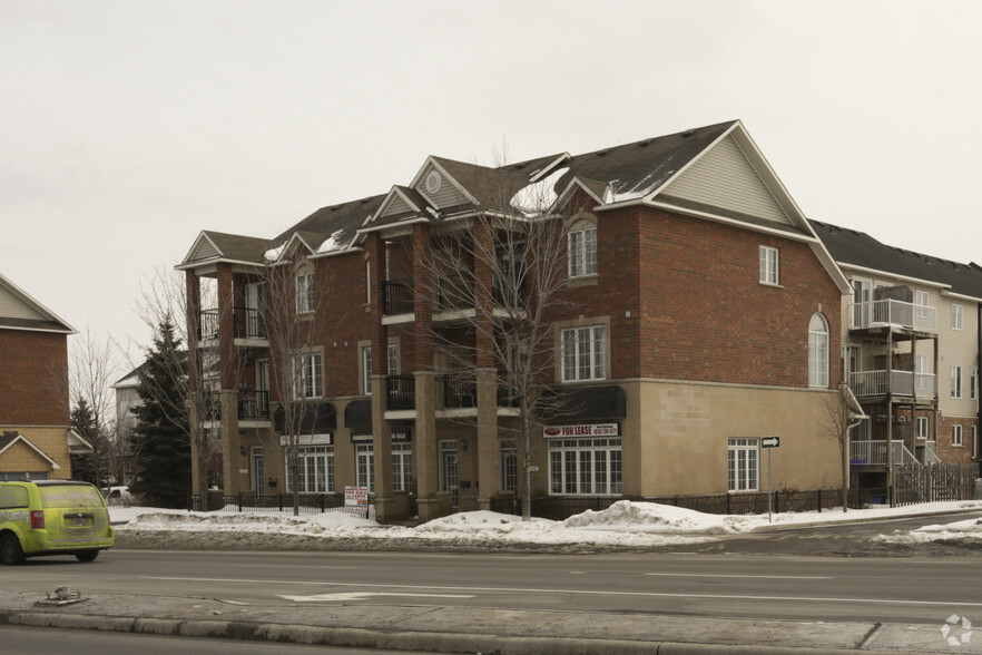 2120 Montreal Rd, Ottawa, ON for sale - Primary Photo - Image 1 of 1