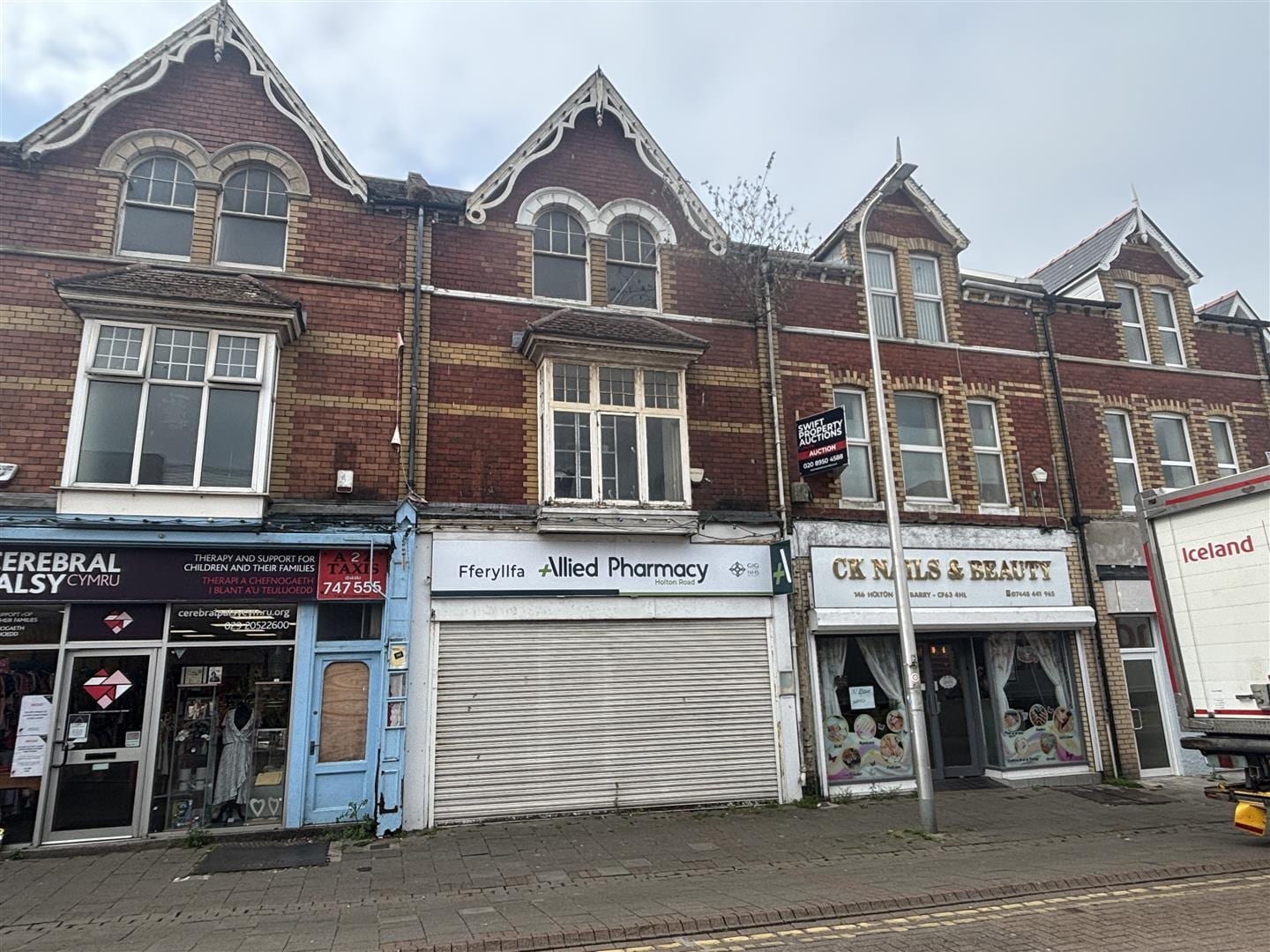 148 Holton Rd, Barry for sale Primary Photo- Image 1 of 2