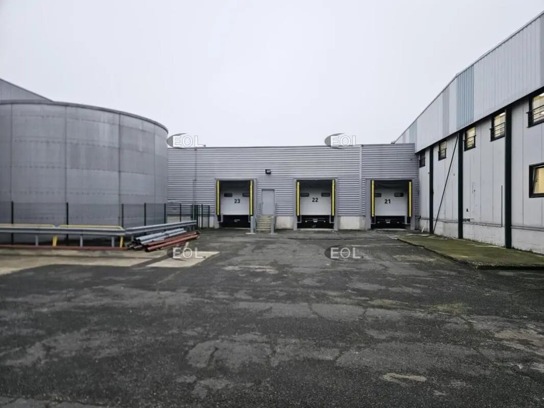 Industrial in Thiais to rent Building Photo- Image 1 of 10