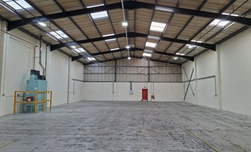 Dudley Rd, Kingswinford to rent Interior Photo- Image 1 of 1