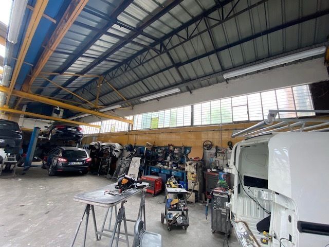 Retail in Montreuil for sale - Building Photo - Image 3 of 8