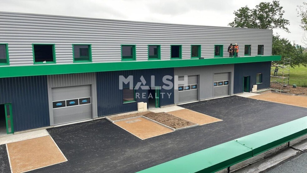 71 Route De Loyettes, Tignieu-Jameyzieu to rent - Building Photo - Image 3 of 11