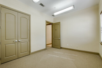 8609 Mid Cities Blvd, North Richland Hills, TX for rent Building Photo- Image 2 of 7