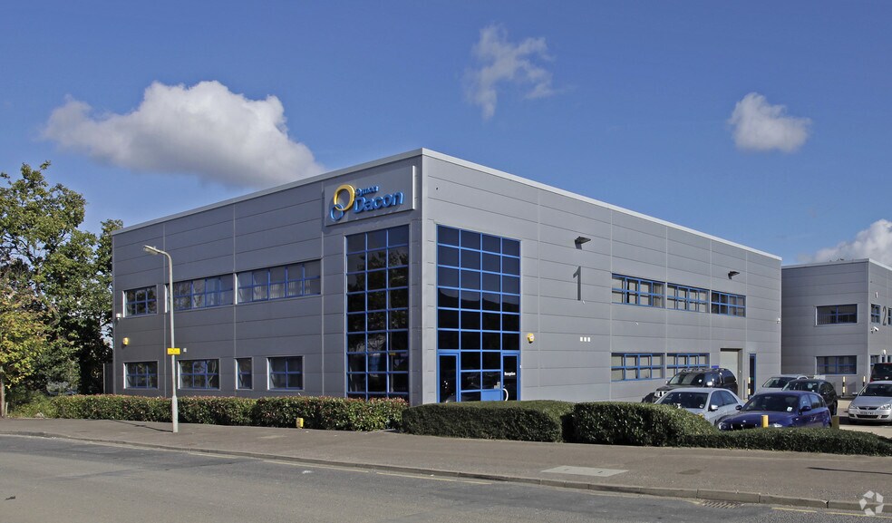 Enterprise Way, Hemel Hempstead for sale - Primary Photo - Image 1 of 1