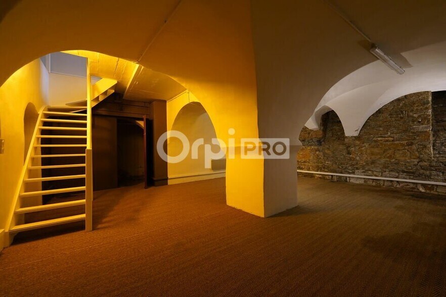 Office in Lyon to rent - Interior Photo - Image 3 of 16