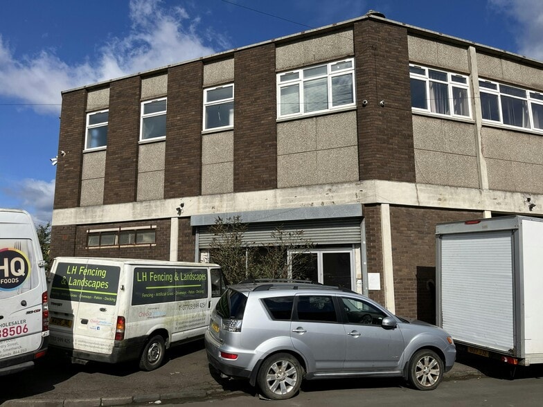 23 Cranford St, Smethwick for sale - Building Photo - Image 2 of 11