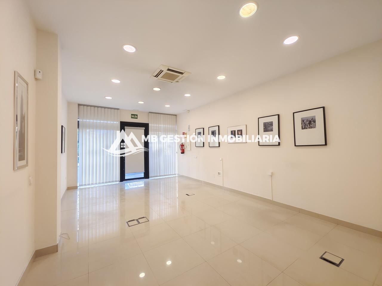 Retail in Fuenlabrada, Madrid to rent Interior Photo- Image 1 of 8