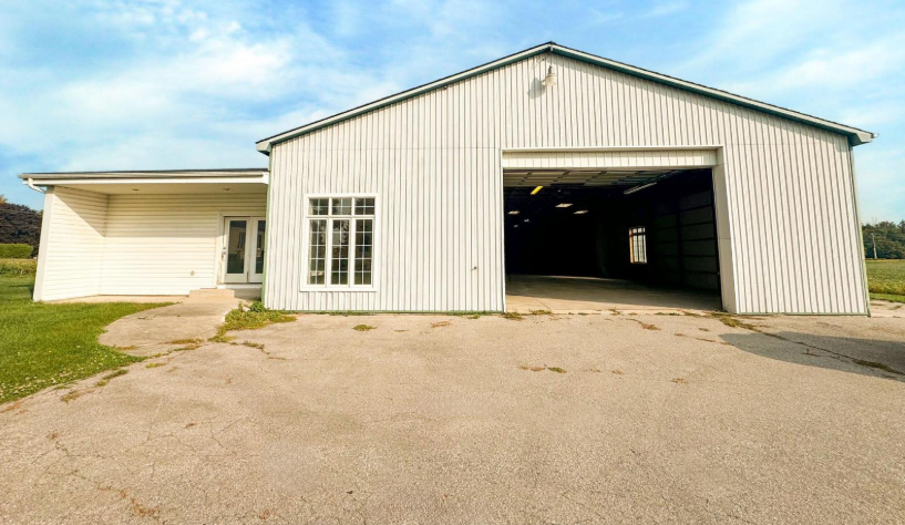 14387 Ilderton Rd, London, ON for rent - Building Photo - Image 1 of 1