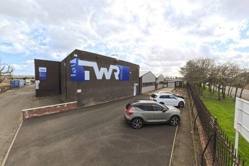 Commercial Rd, Sunderland to rent Building Photo- Image 1 of 10
