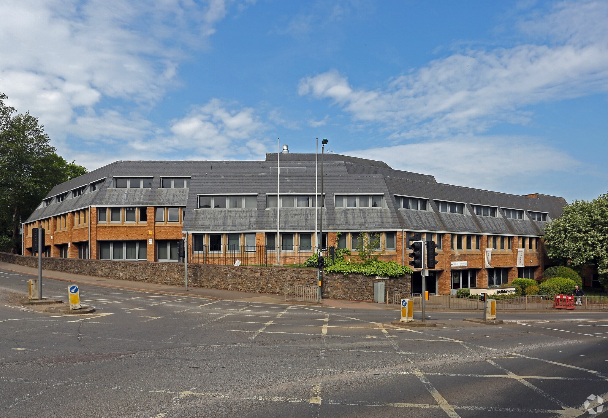 South Bar St, Banbury for sale Primary Photo- Image 1 of 1