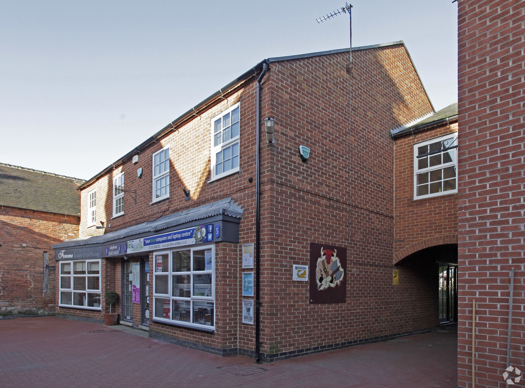 Huntingdon Court, Ashby De La Zouch for sale Primary Photo- Image 1 of 1