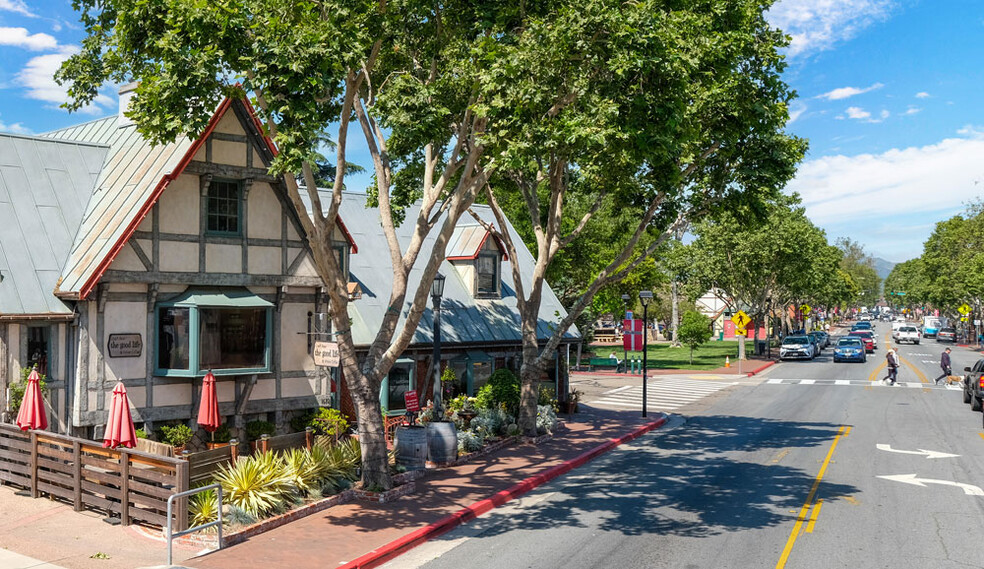 1656 Mission Dr, Solvang, CA for rent - Building Photo - Image 3 of 6