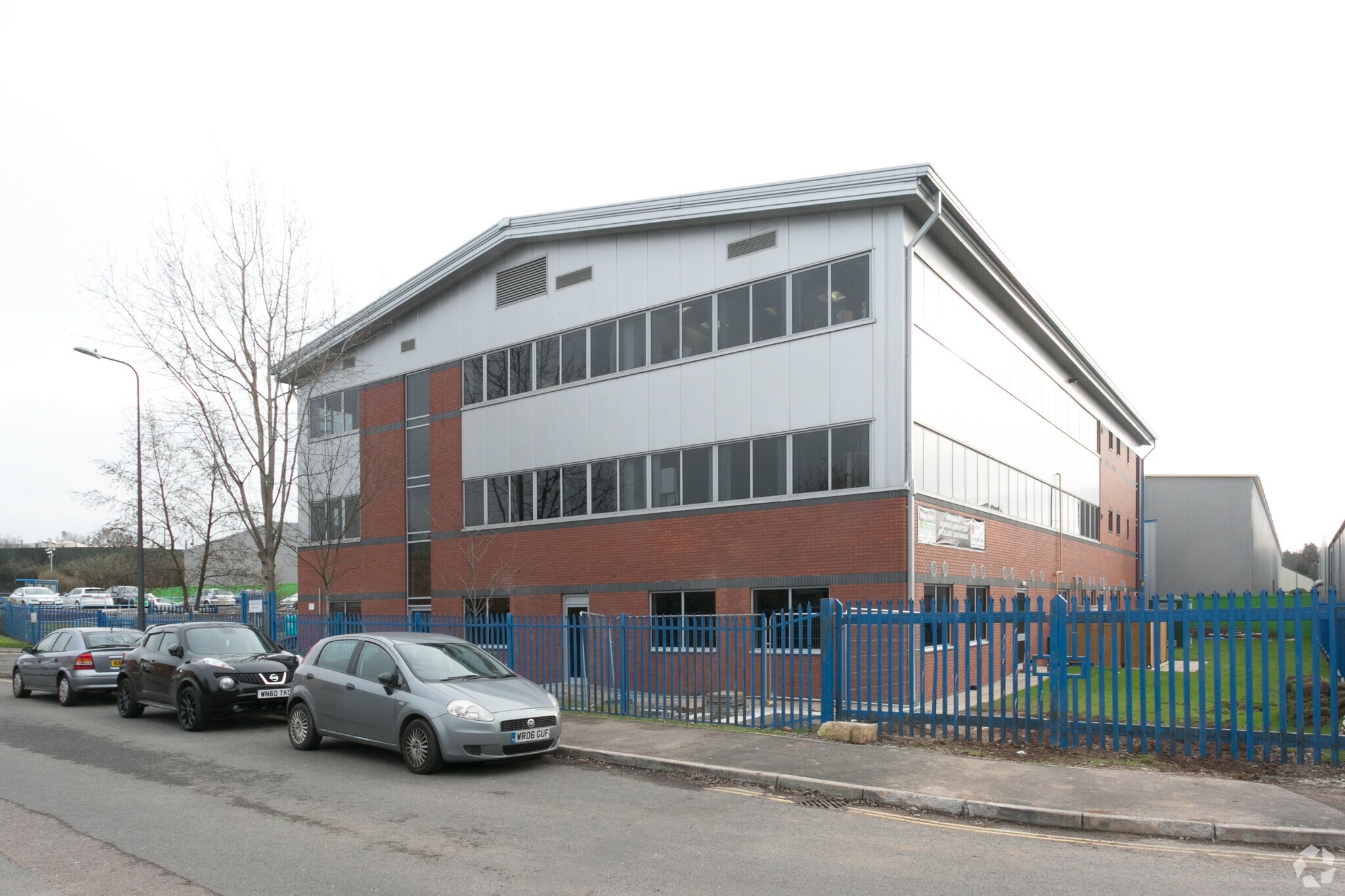 83 Tower Rd N, Bristol for sale Primary Photo- Image 1 of 1