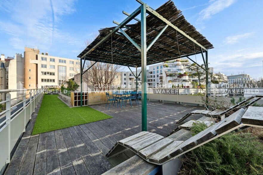 Office in Boulogne-Billancourt to rent - Building Photo - Image 3 of 12