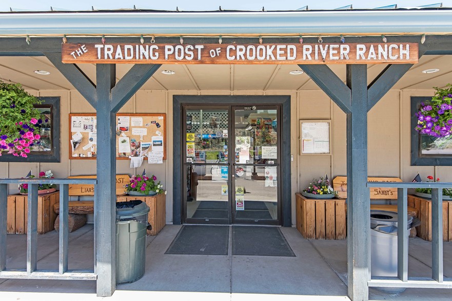 14382 SW Commercial Loop Rd, Terrebonne, OR for sale - Primary Photo - Image 1 of 1