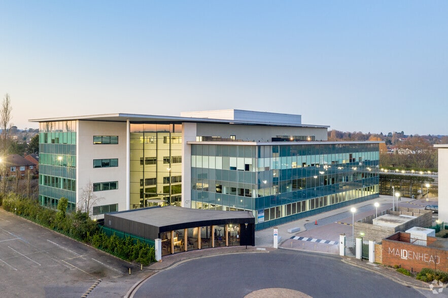 60 Norden Rd, Maidenhead to rent - Building Photo - Image 1 of 14