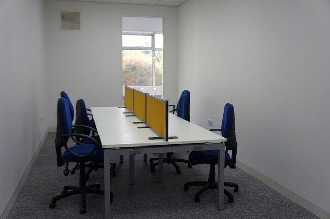 More details for 7-17 West Ter, Folkestone - Retail to Rent