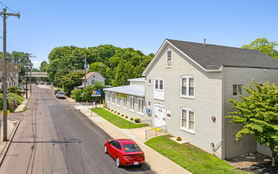 113 E Chestnut St, Souderton, PA for sale - Building Photo - Image 3 of 14