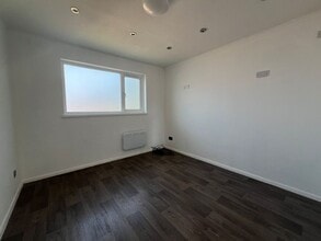 50 Lennon Dr, Milton Keynes to rent Interior Photo- Image 2 of 7