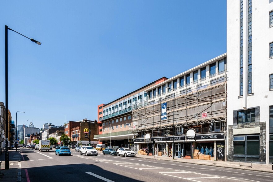 219-225 Commercial Rd, London to rent - Building Photo - Image 3 of 3