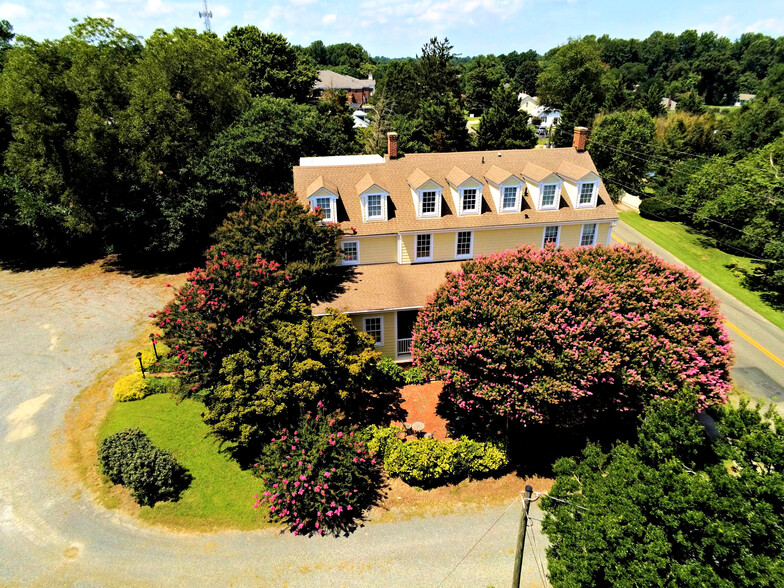 21 Polk St, Montross, VA for sale - Building Photo - Image 1 of 98